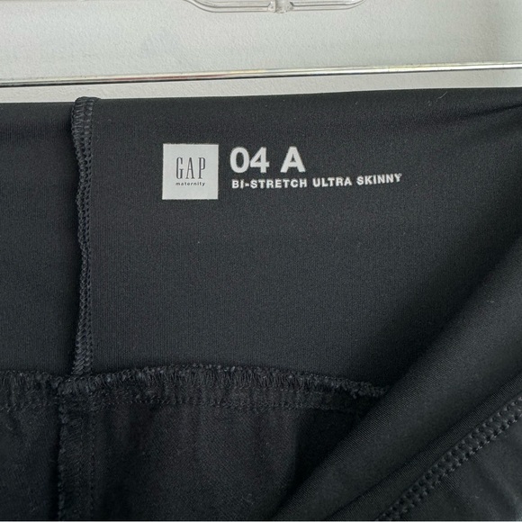 Gap Maternity Skinny Pants - Picture 4 of 4